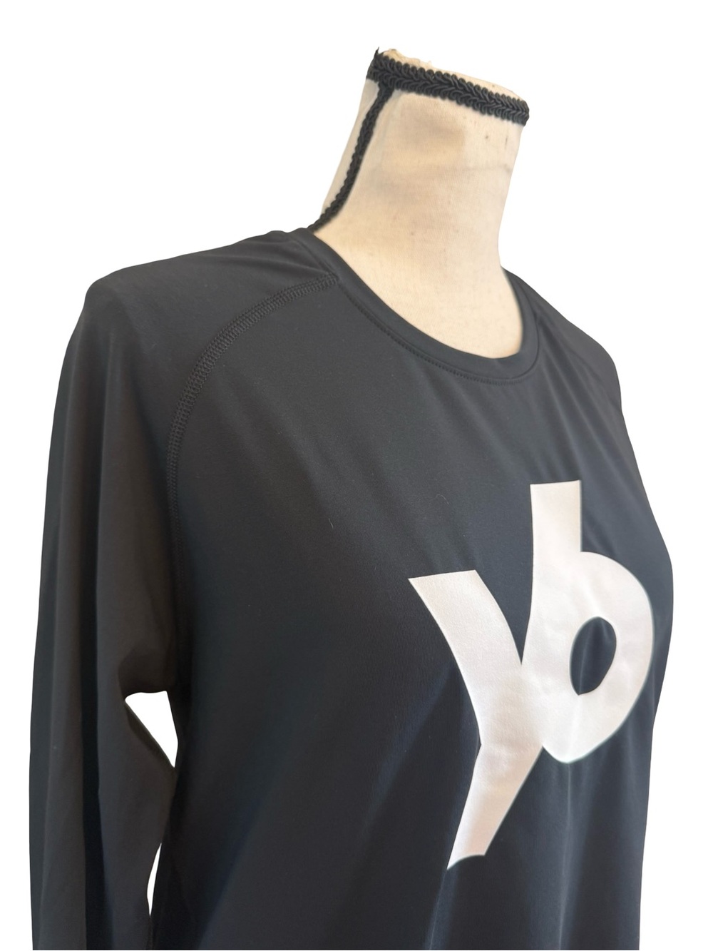 NWT Y6 YogaSix Black Long Sleeve Logo Top Yoga Activewear S $60 Retail - Picture 2 of 11